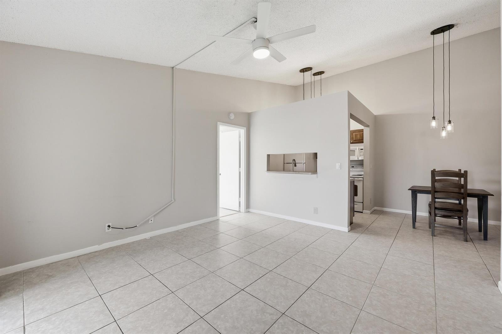 6286 Chasewood Drive, Jupiter FL 33458 photo 3