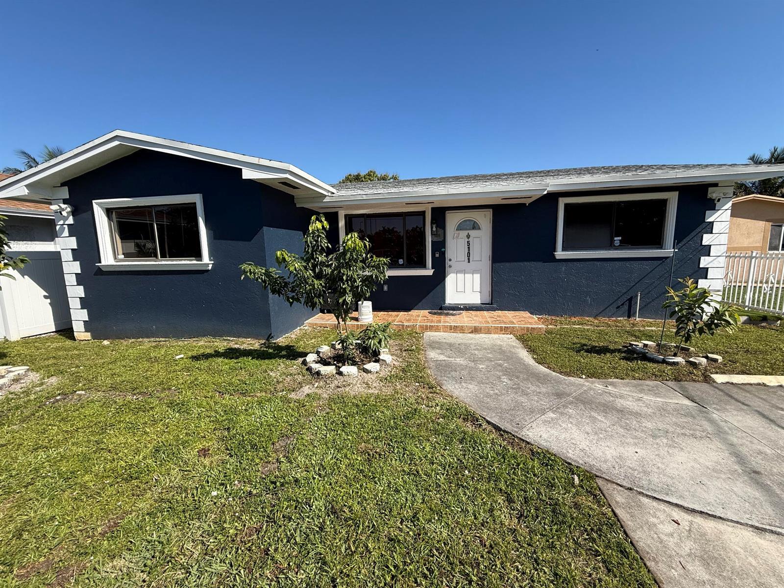 5101 SW 24th Street, West Park FL 33023