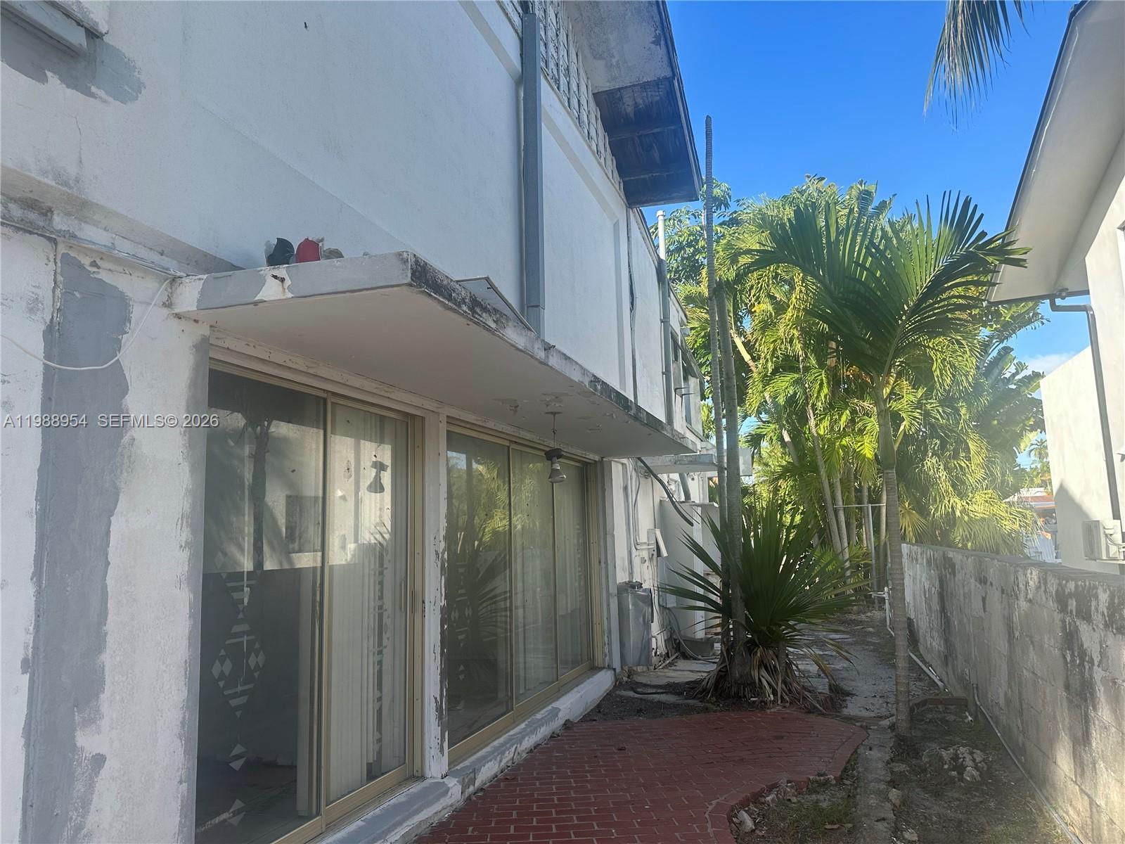 1977 NE 119th Rd, North Miami FL 33181 photo 2