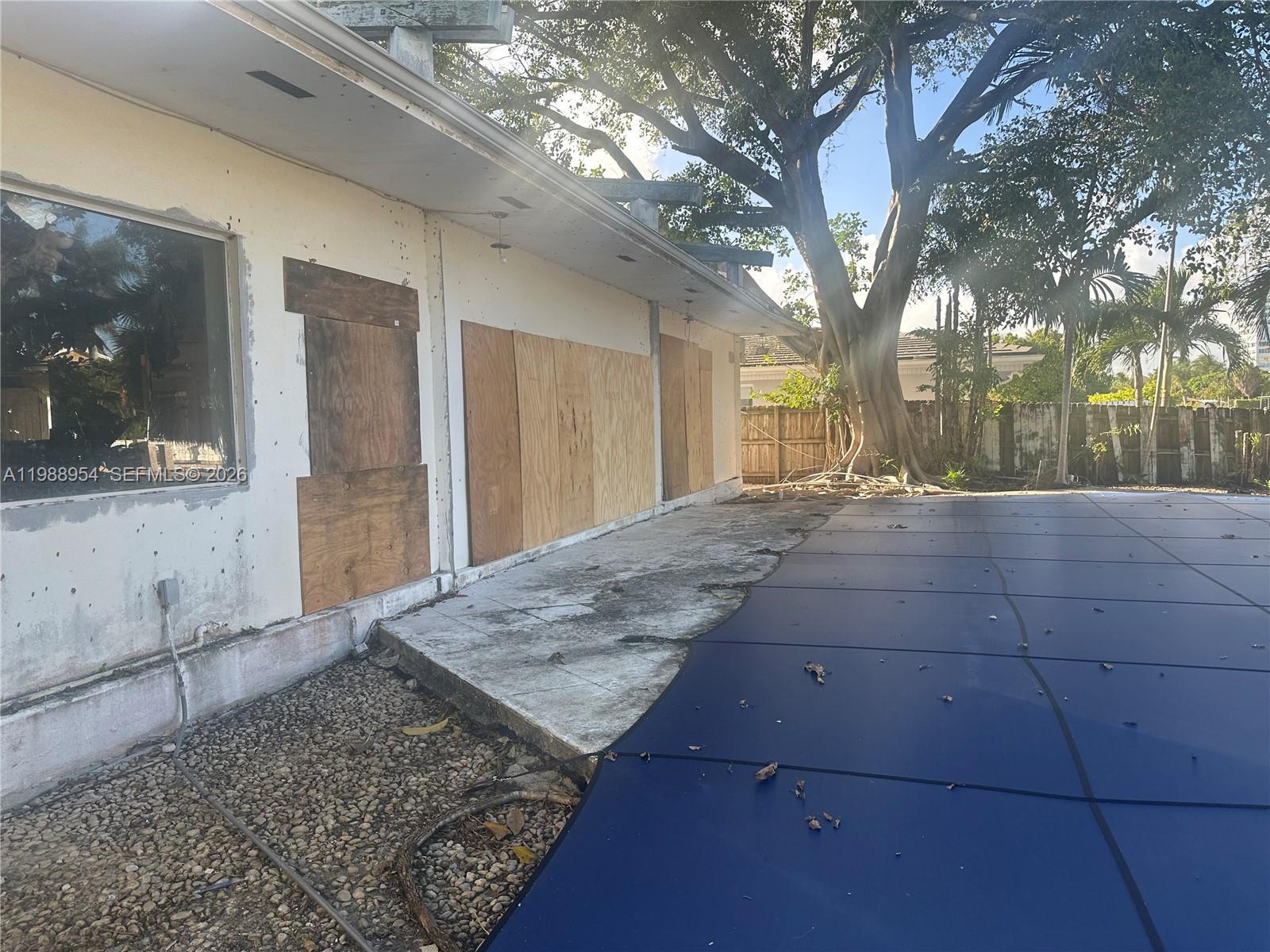 1977 NE 119th Rd, North Miami FL 33181 photo 4
