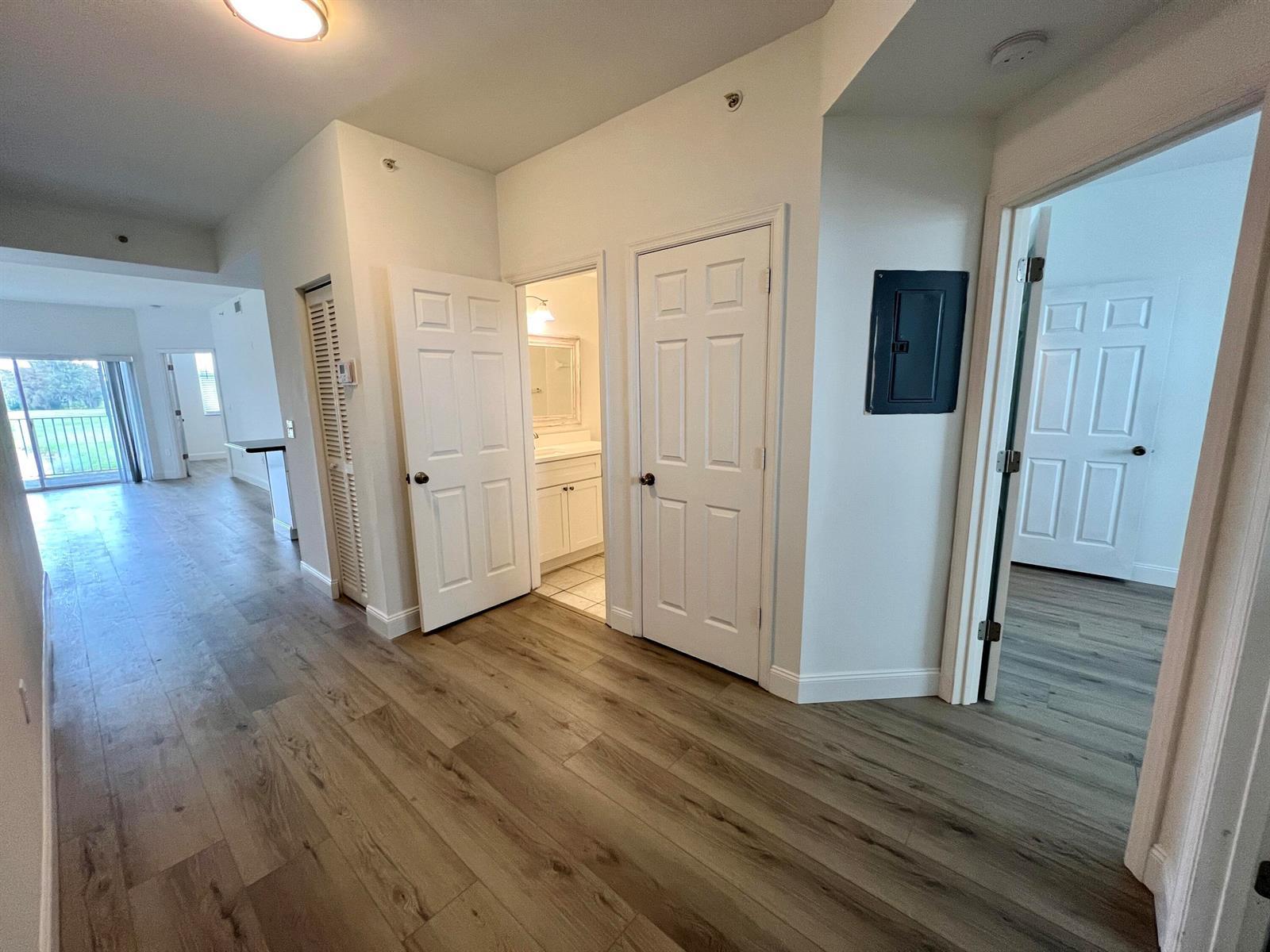2040 Greenview Shores Boulevard # 214, Wellington FL 33414 photo 2