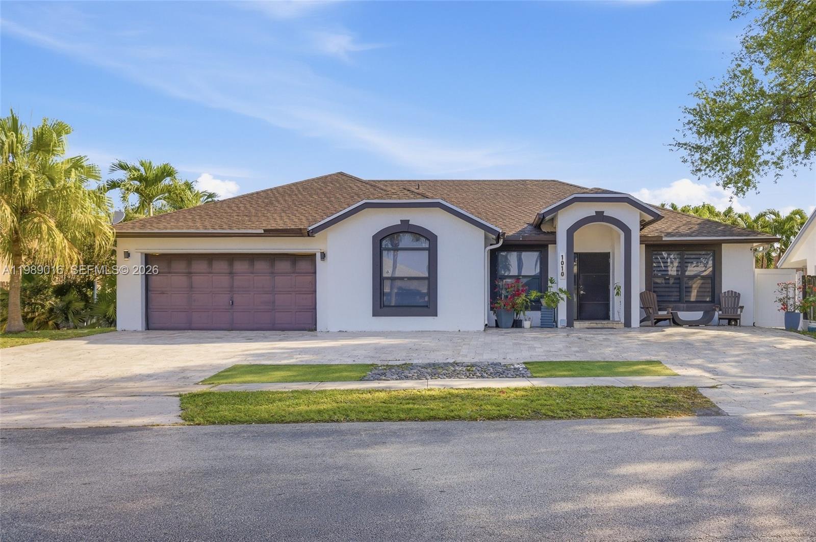 1010 SW 149th Ln, Sunrise FL 33326 photo 2
