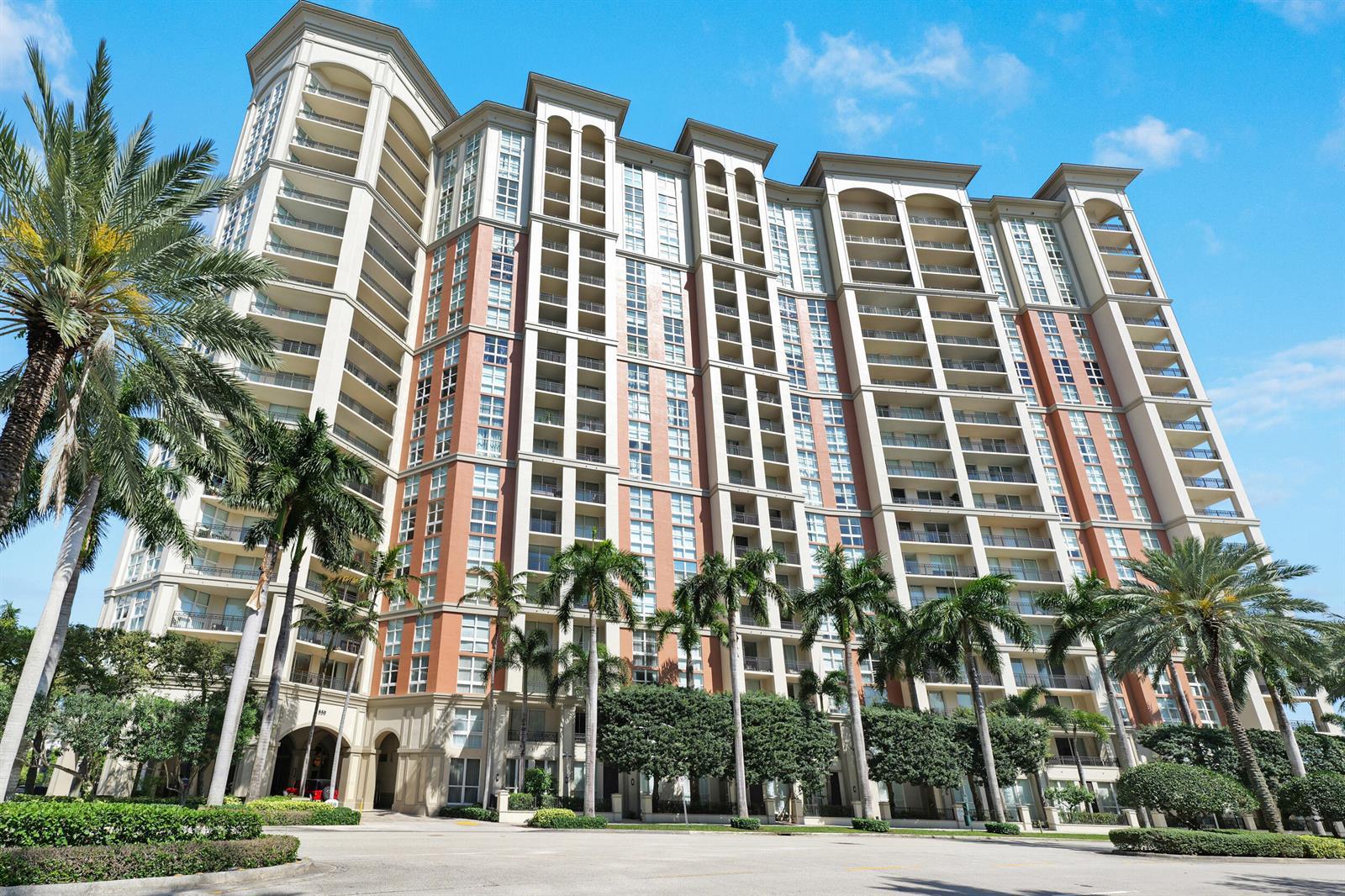 550 Okeechobee Boulevard # 622, West Palm Beach FL 33401 photo 2