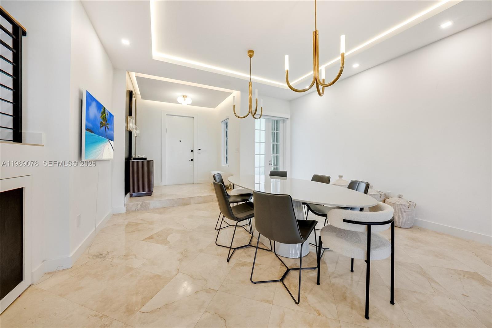 20765 NE 32nd Ave, Aventura FL 33180 photo 2