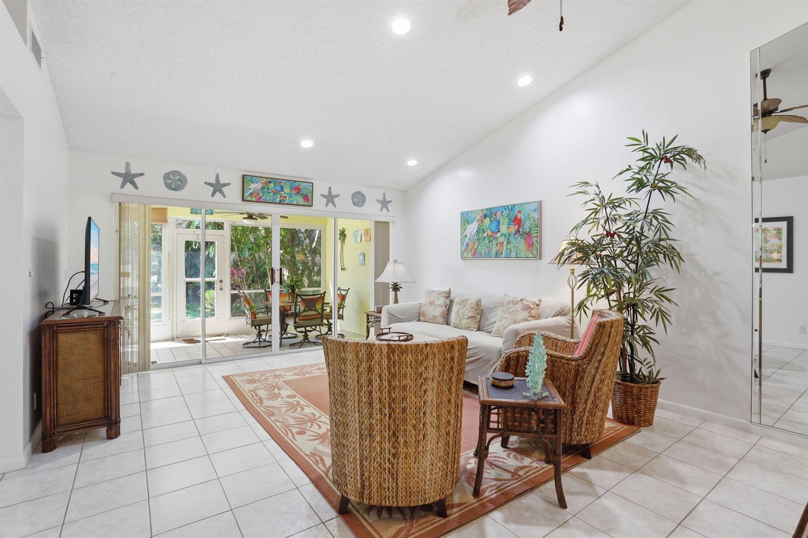 7930 Lake Sands Drive, Delray Beach FL 33446 photo 5