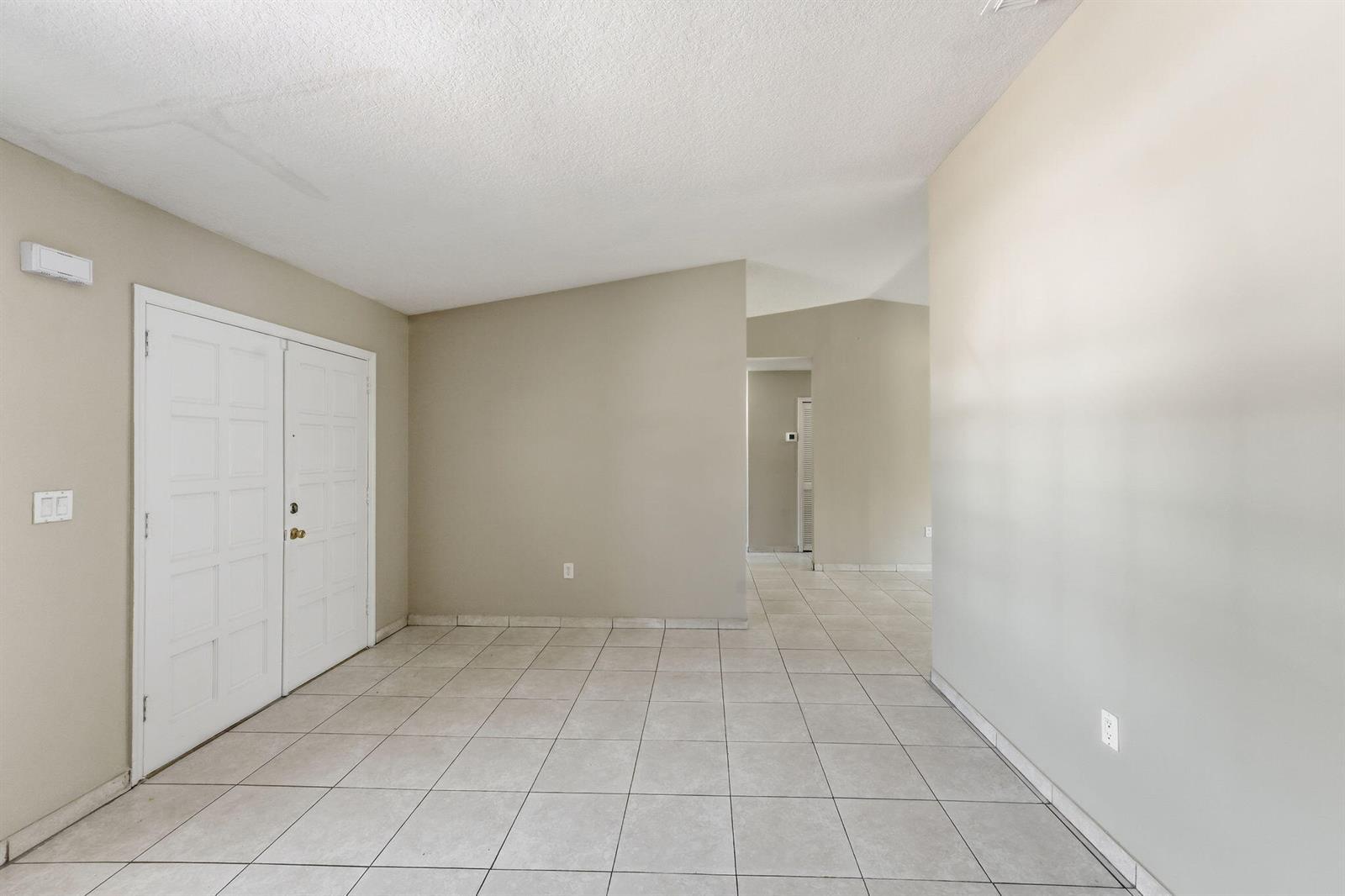 14490 SW 174th Terrace, Miami FL 33177 photo 3