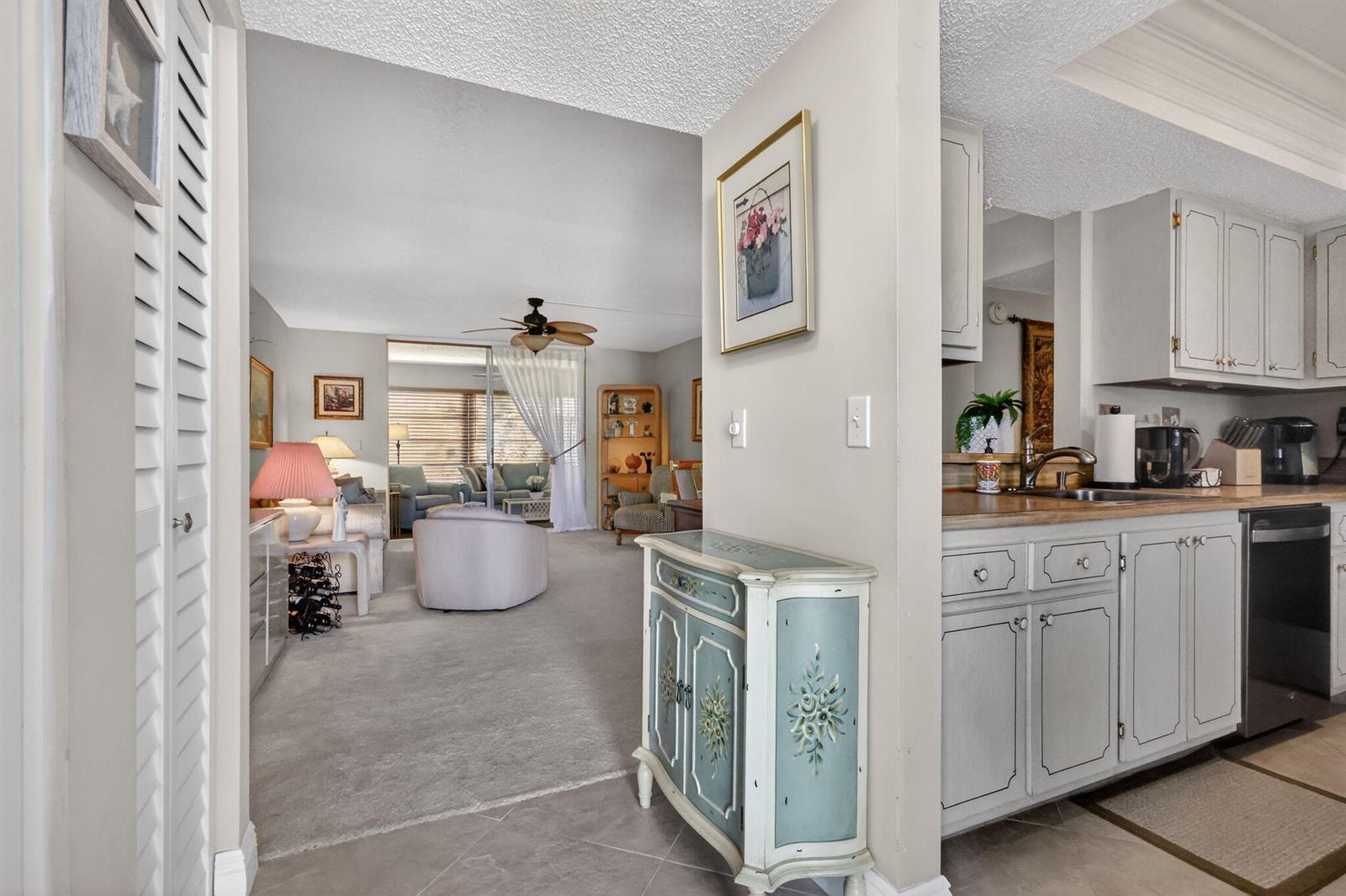 9 Willowbrook Lane # 202, Delray Beach FL 33446 photo 4