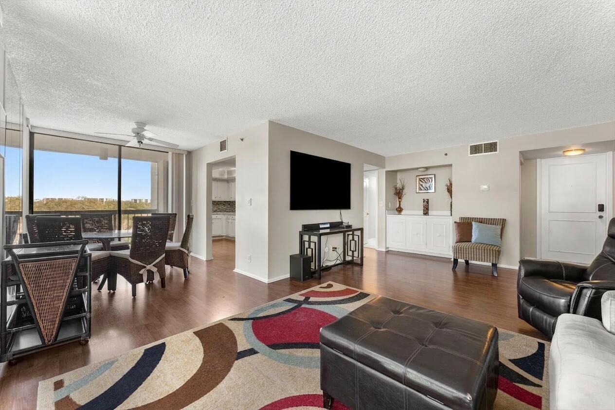 1832 Bridgewood Drive, Boca Raton FL 33434 photo 2