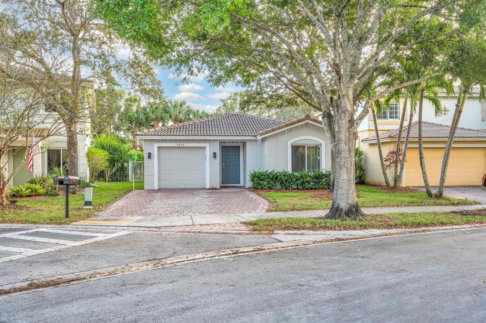 4856 SE Duval Drive, Stuart FL 34997