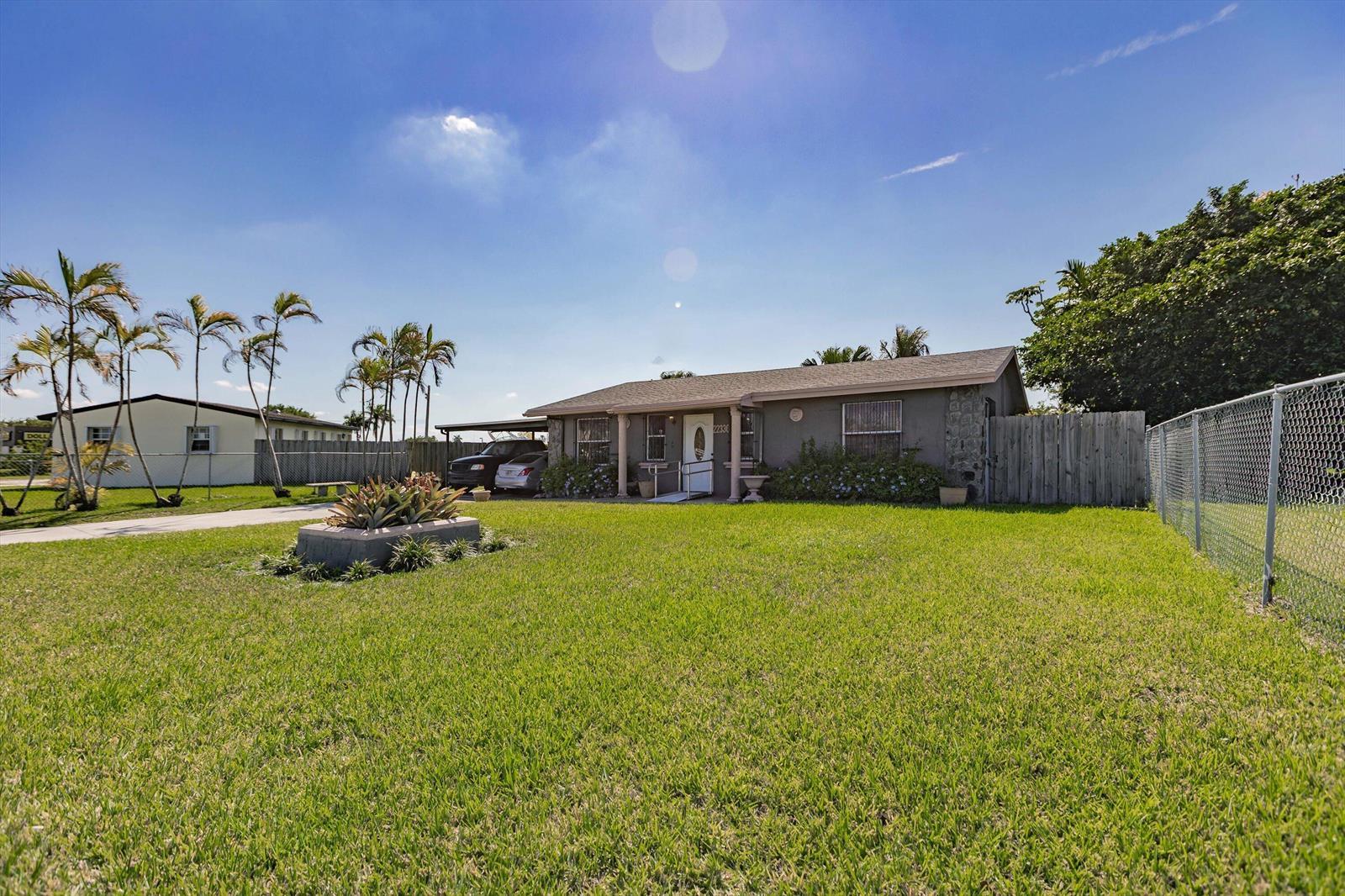 22330 SW 112th Avenue, Miami FL 33170 photo 2