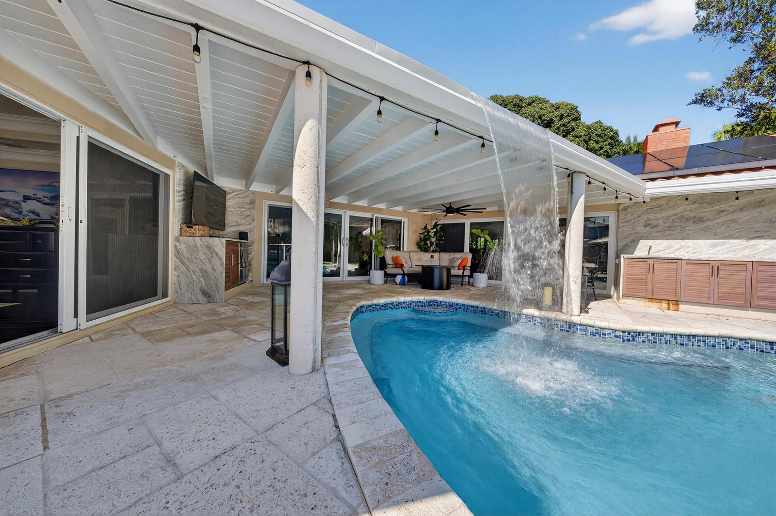 2460 Bayview Drive, Fort Lauderdale FL 33305 photo 4