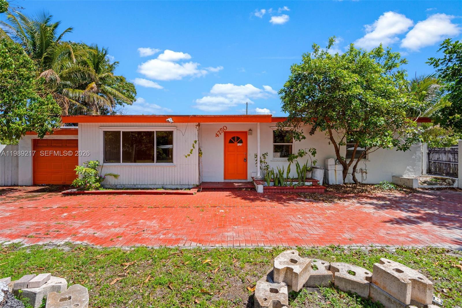 4750 NE 17th Ave, Pompano Beach FL 33064