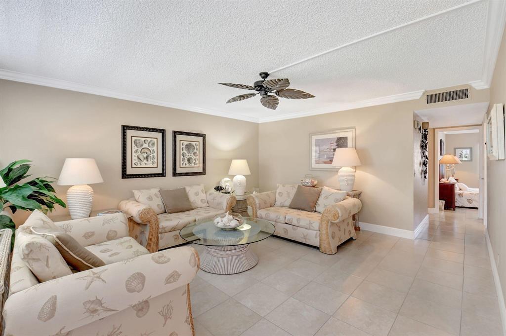 595 Normandy M, Delray Beach FL 33484 photo 2