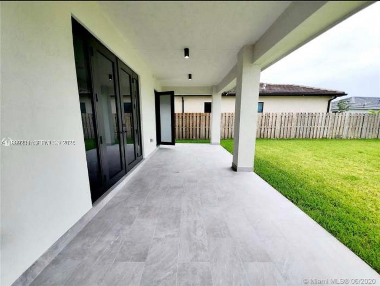 14651 SW 21st St, Miami FL 33175 photo 2