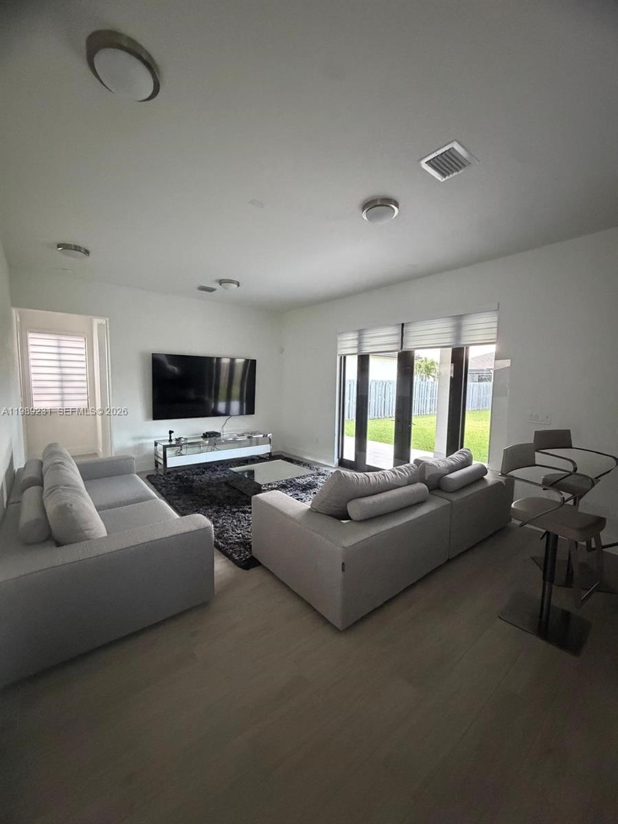 14651 SW 21st St, Miami FL 33175 photo 5
