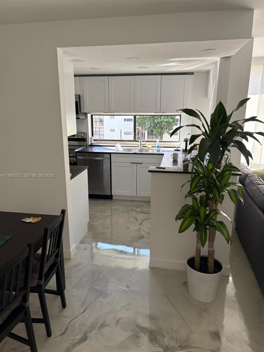 17021 N North Bay Rd # 428, Sunny Isles Beach FL 33160 photo 2