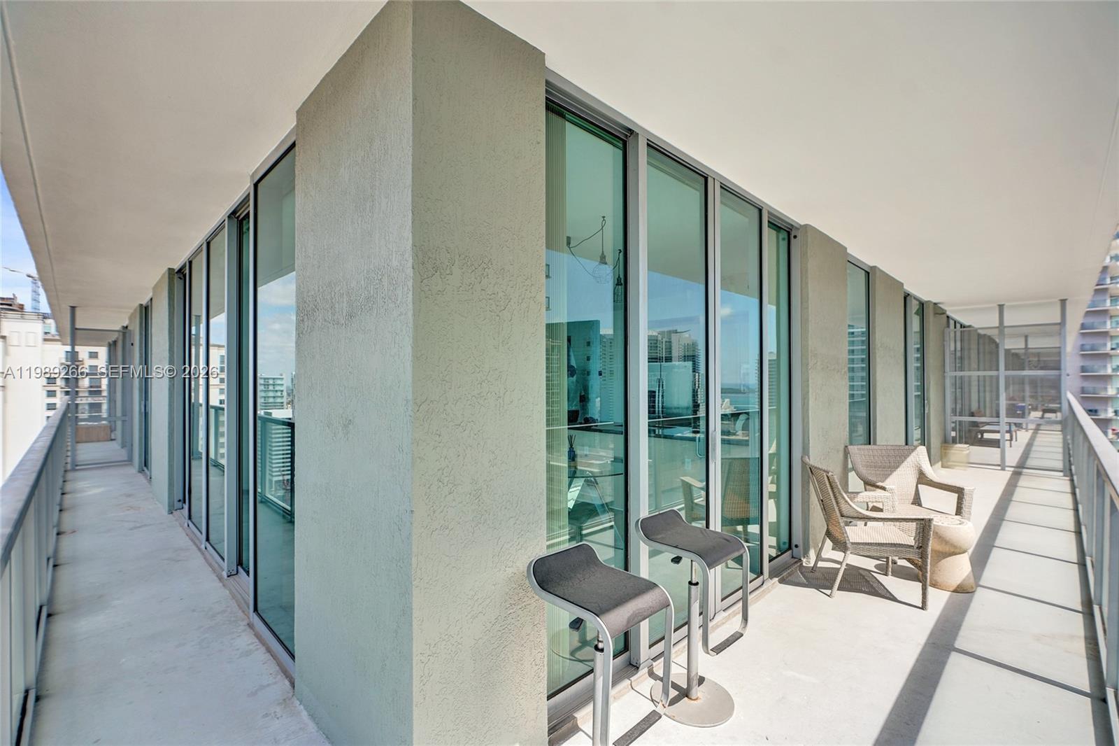 1111 SW 1st Ave, Miami FL 33130 photo 3