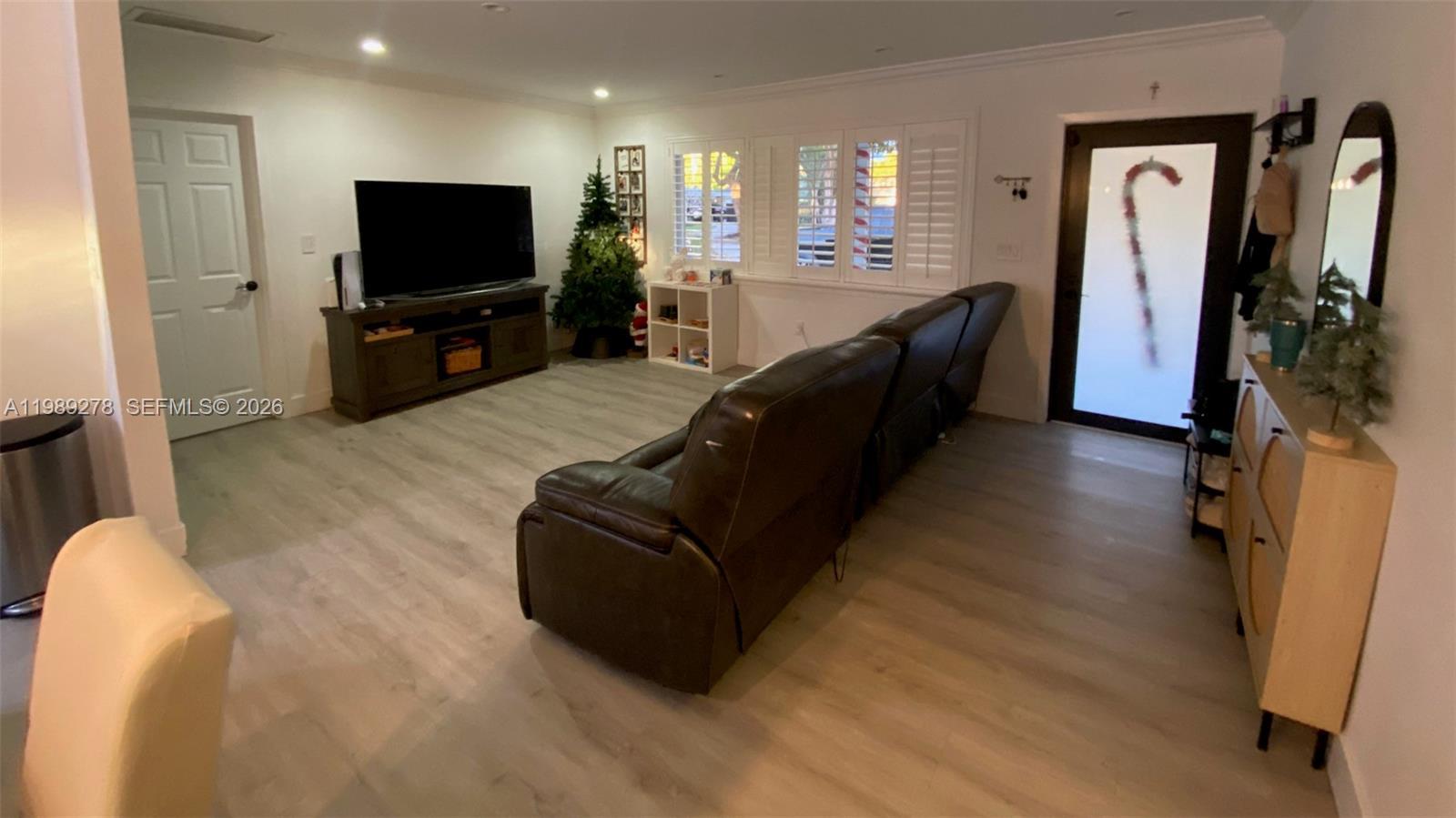 15720 SW 87th Ct, Palmetto Bay FL 33157 photo 4