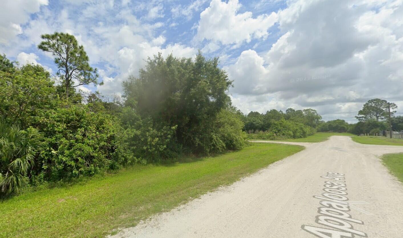 869 Appaloosa Avenue, Clewiston FL 33440 photo 3