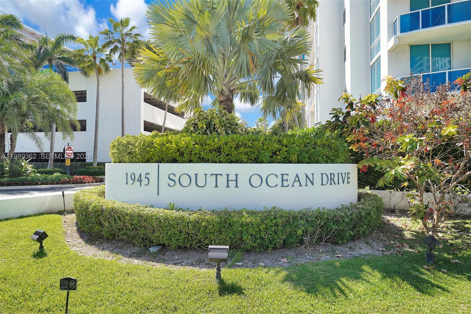 1945 S Ocean Dr # 906, Hallandale Beach FL 33009