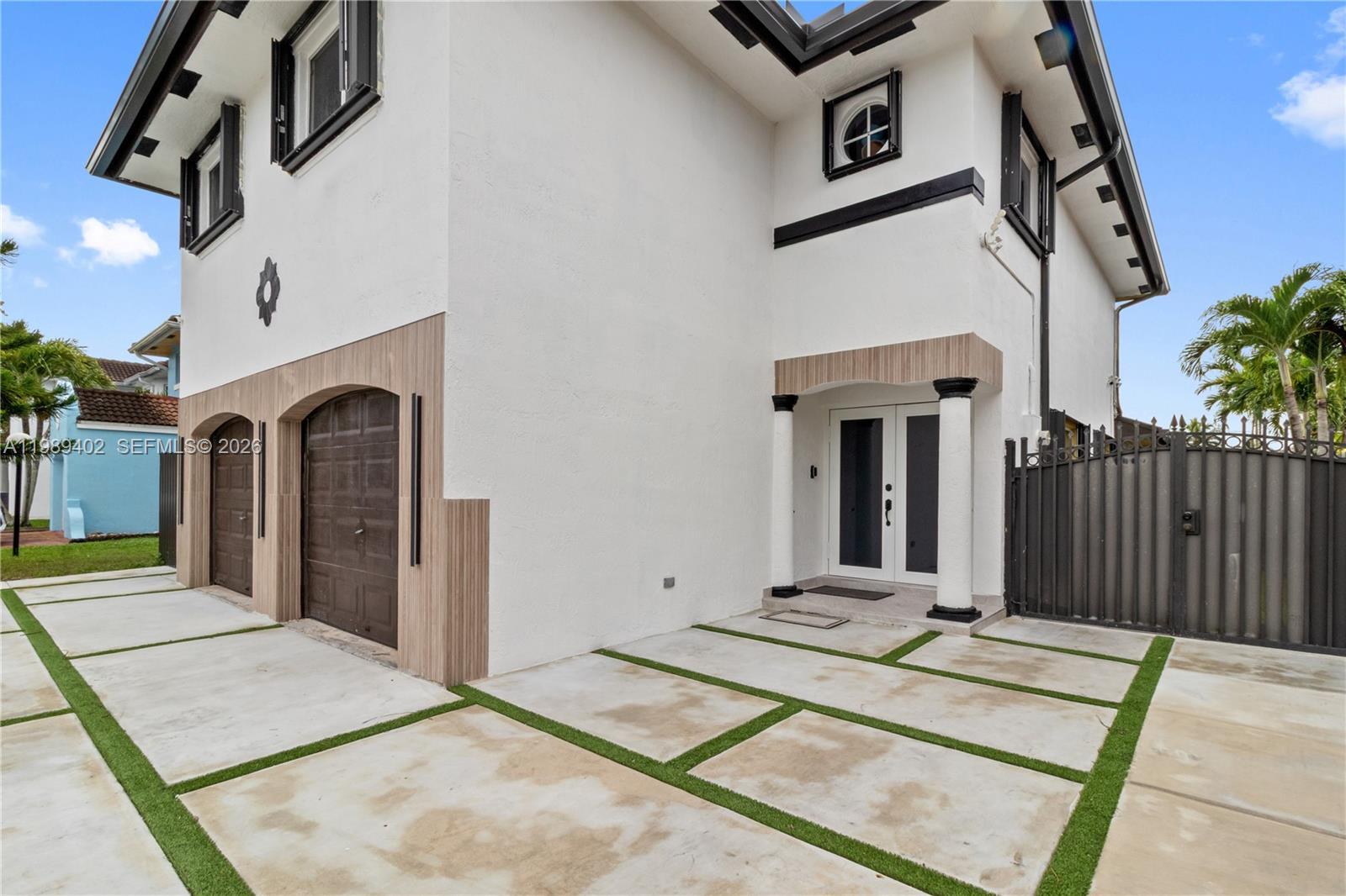 14052 SW 167th Ter, Miami FL 33177 photo 3