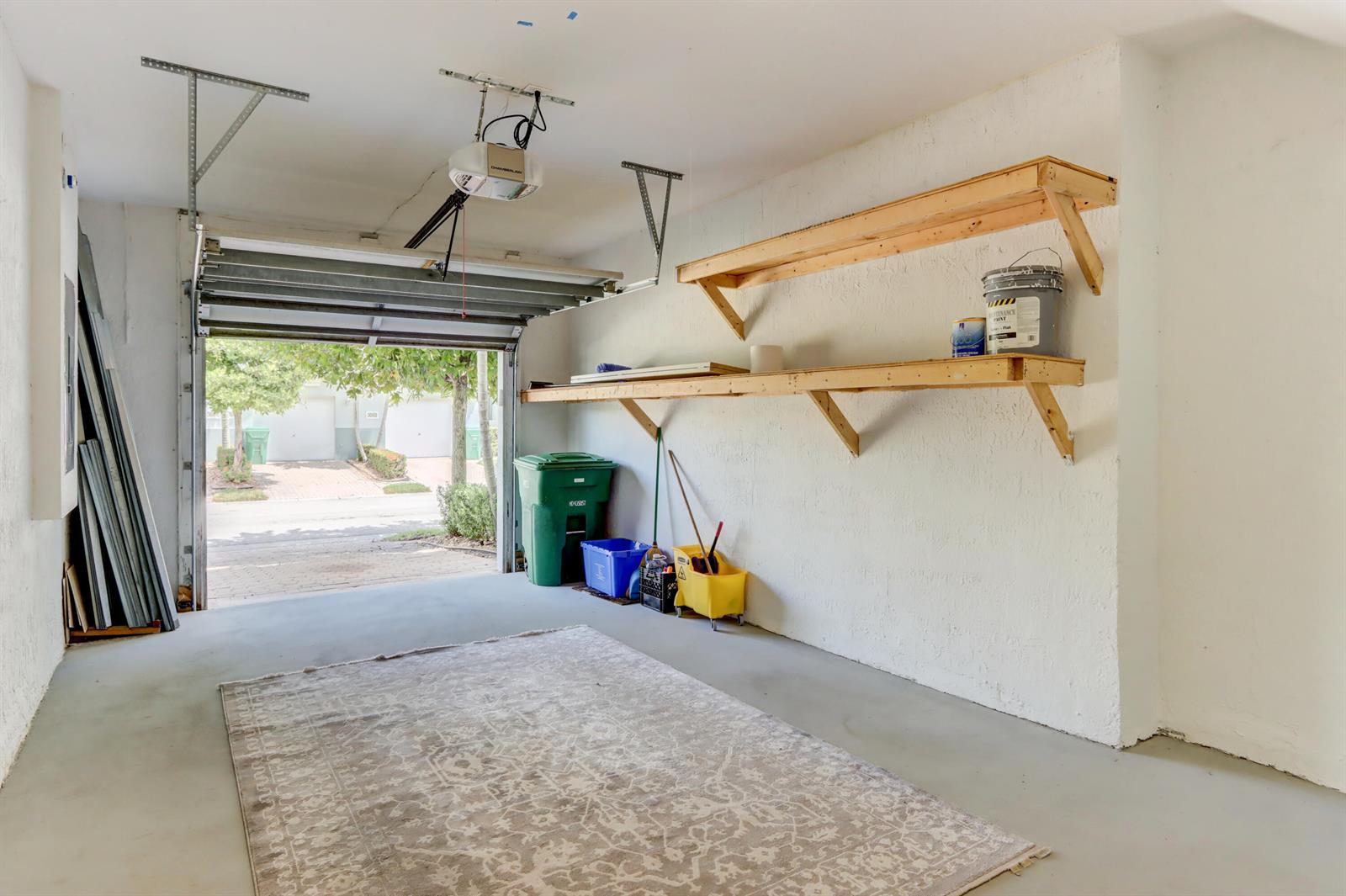 3061 Laurel Ridge Circle, Riviera Beach FL 33404 photo 4