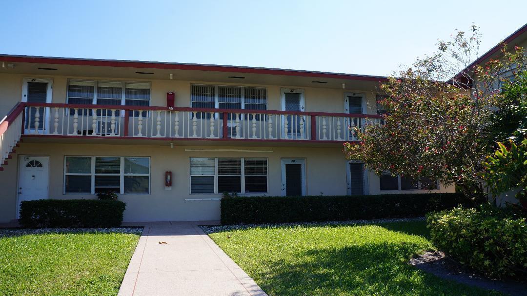 42 Sussex # B, West Palm Beach FL 33417