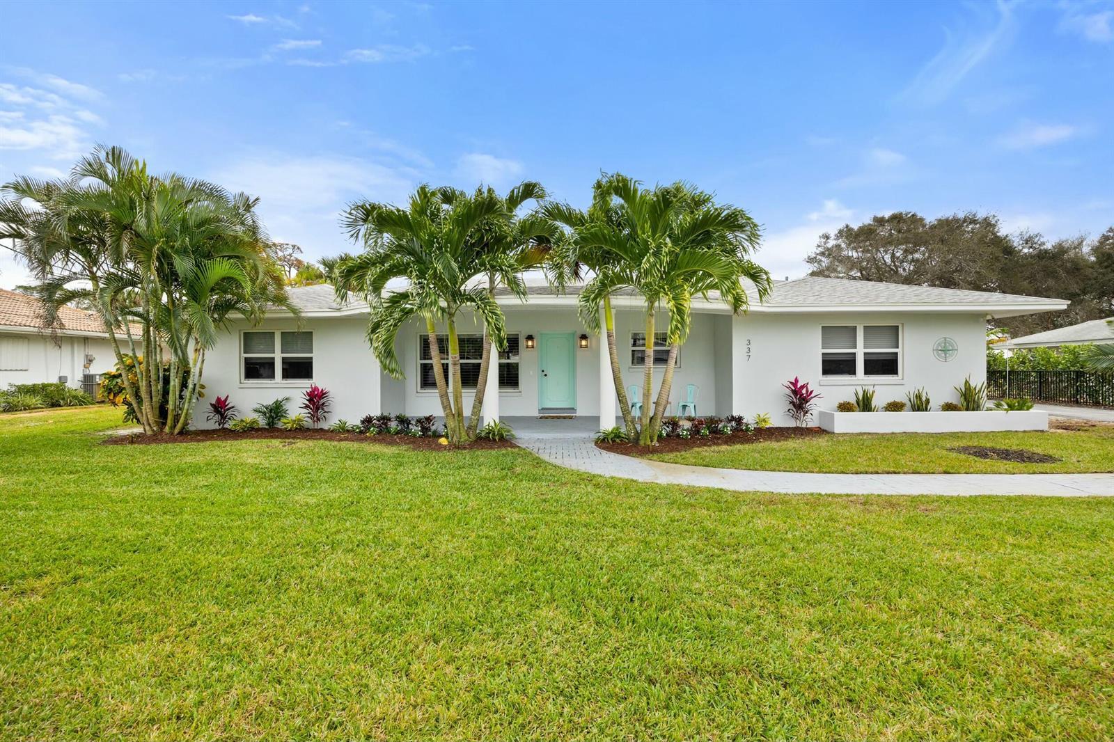337 Fairway N, Tequesta FL 33469