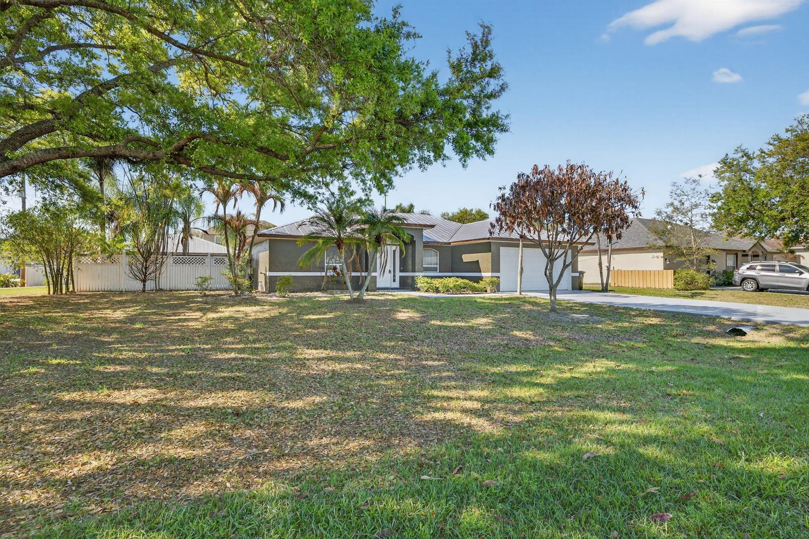 5475 NW Scepter Drive, Port St. Lucie FL 34983 photo 2