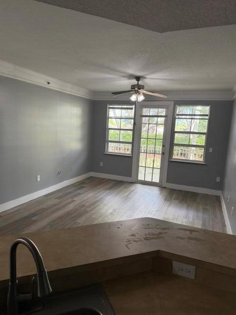 9905 Baywinds Drive # 2204, West Palm Beach FL 33411