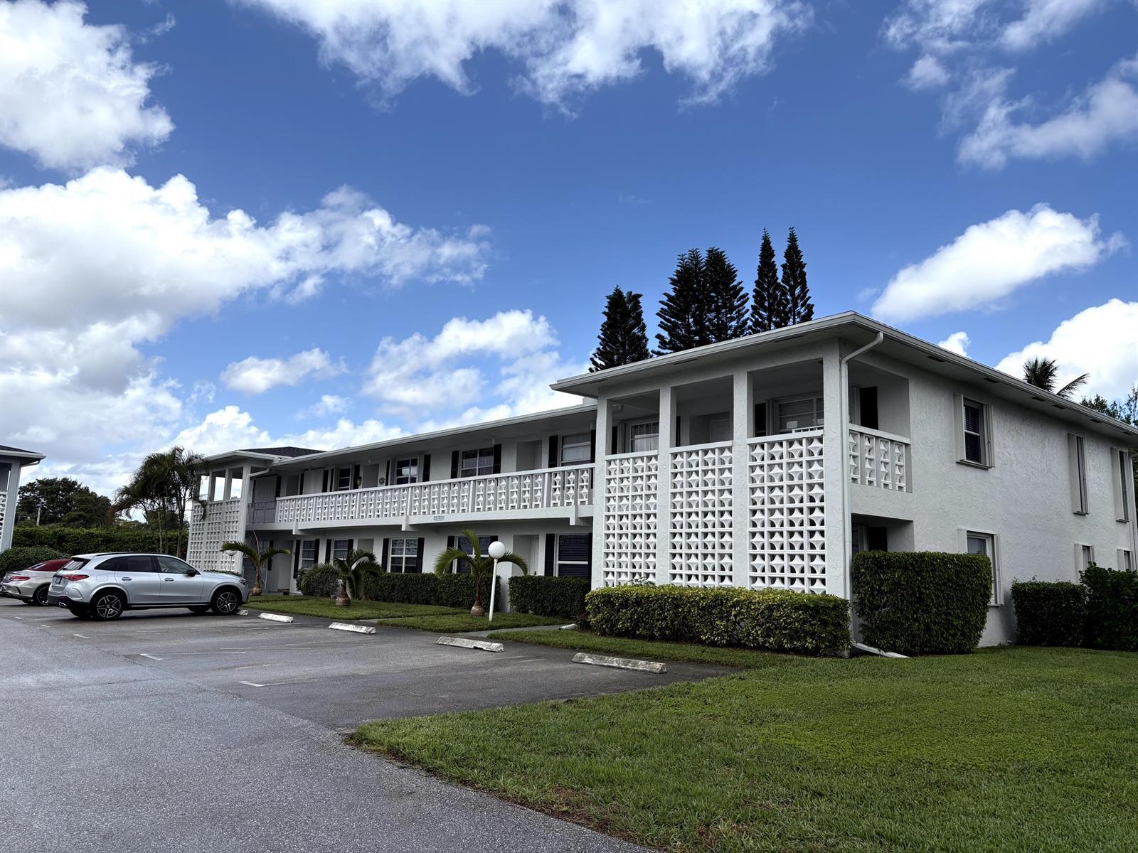 2825 SW 13th Street # 204, Delray Beach FL 33445 photo 2