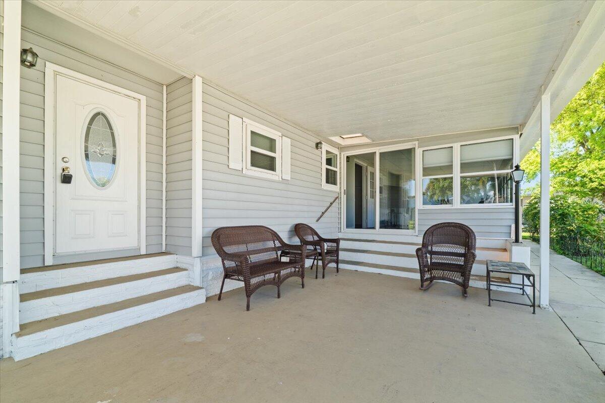 130 NW 53rd Court, Deerfield Beach FL 33064 photo 3