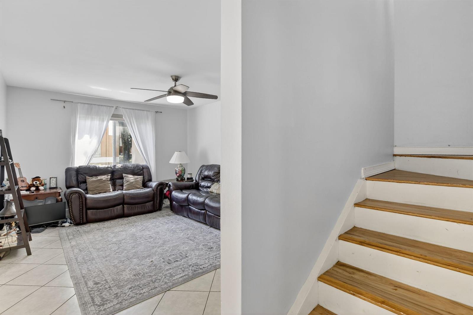 807 NW 91st Terrace NW # 807, Plantation FL 33324 photo 4
