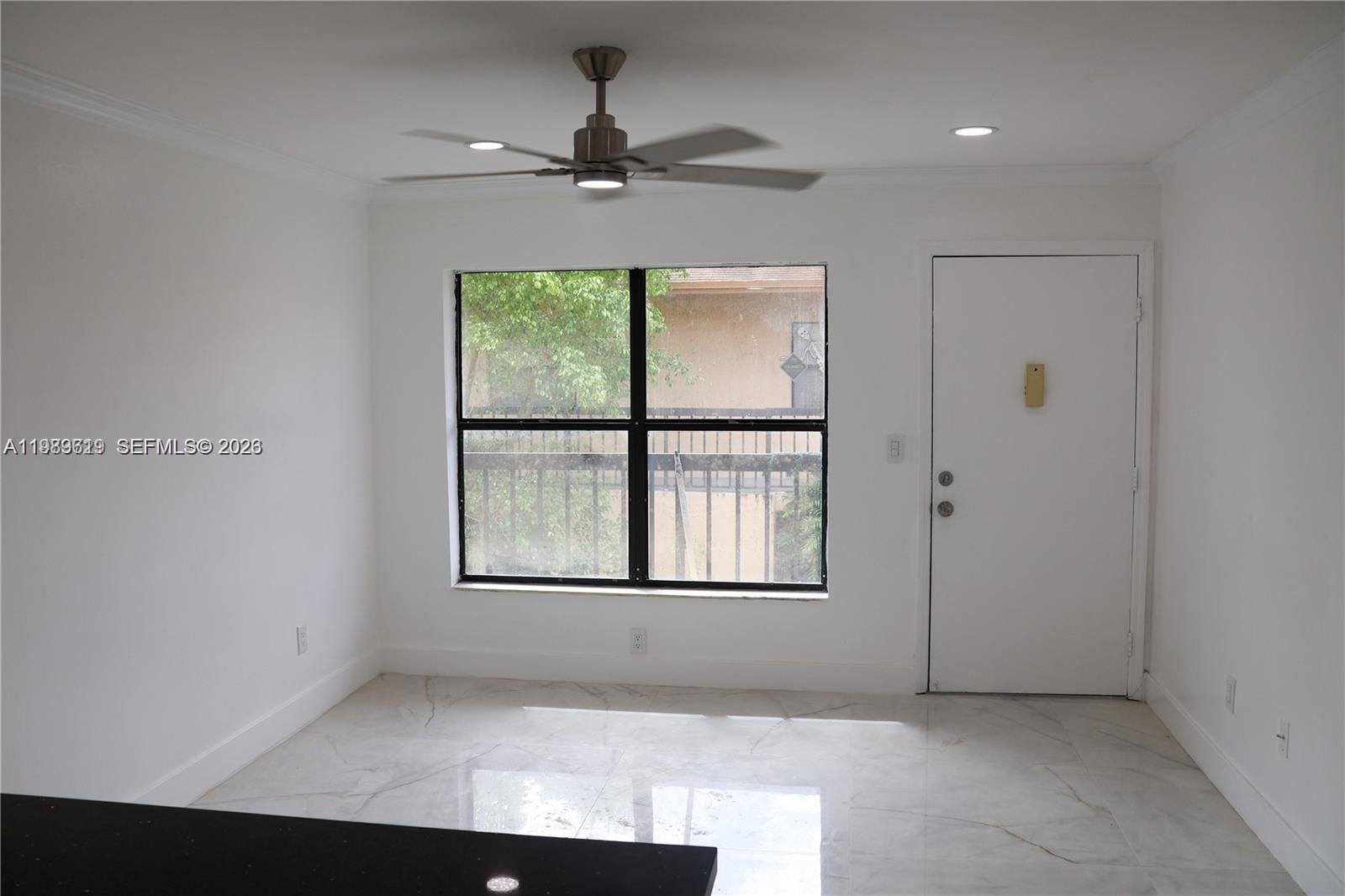 2550 W 67th Pl # 32, Hialeah FL 33016 photo 3