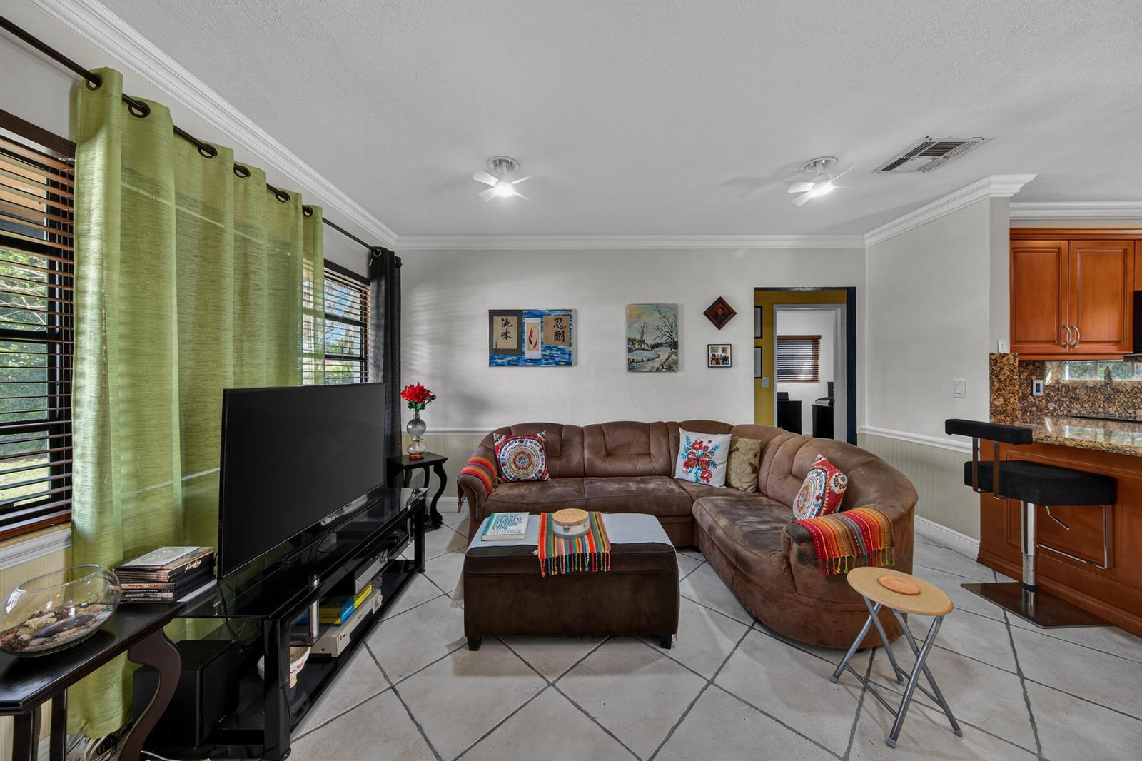270 NE 42nd Street, Oakland Park FL 33334 photo 3