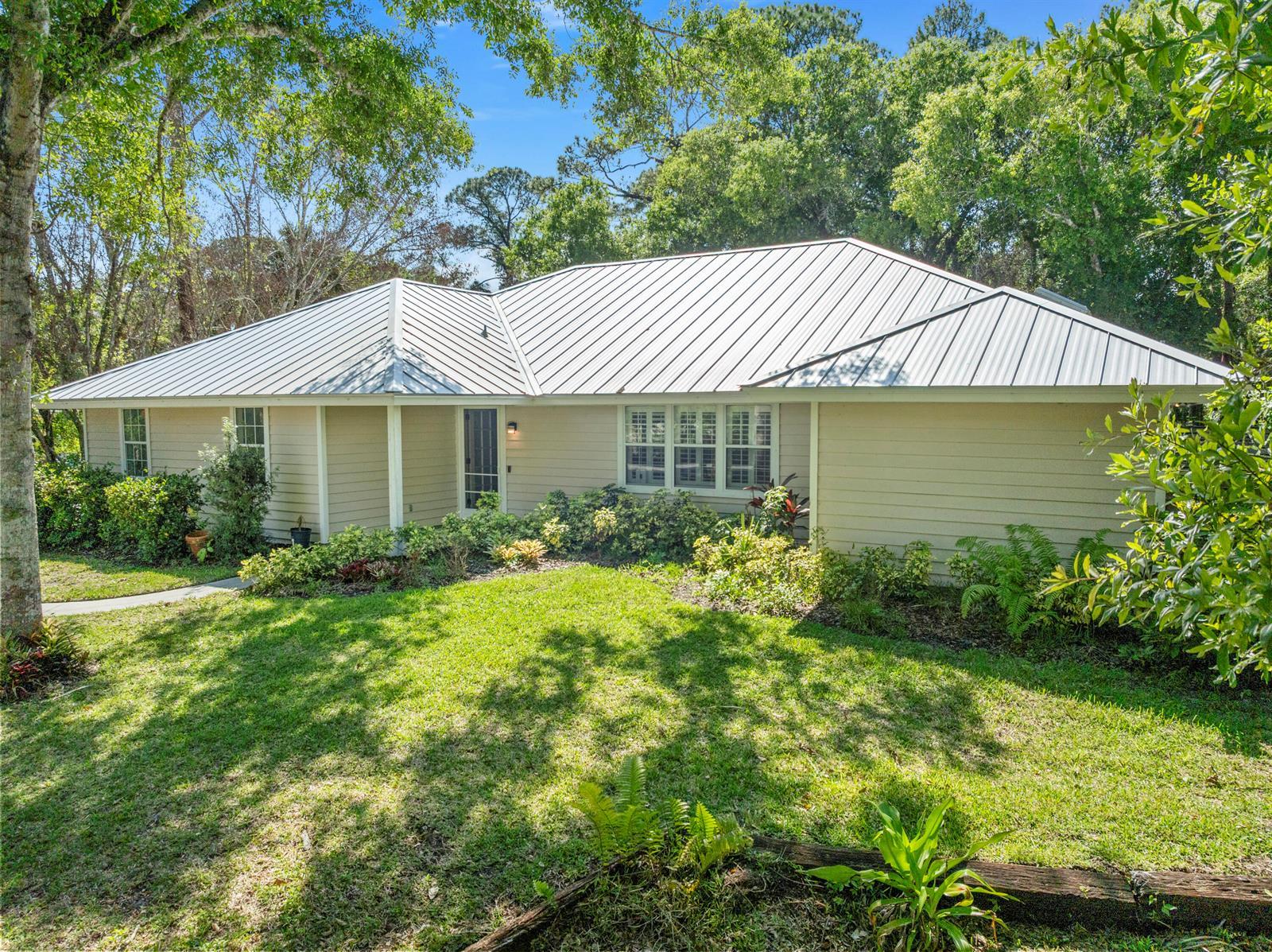 435 61st Avenue, Vero Beach FL 32968 photo 2