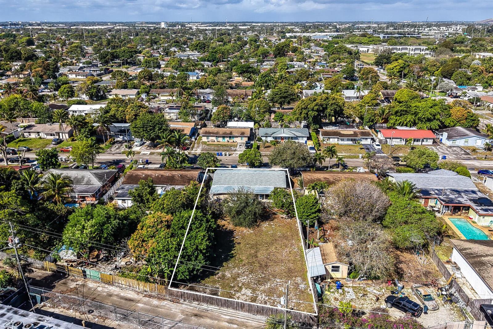 2040 NE 2nd Terrace, Pompano Beach FL 33060 photo 4