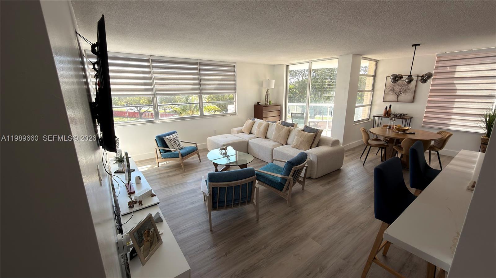 1351 NE Miami Gardens Dr # 325E, Miami FL 33179 photo 3