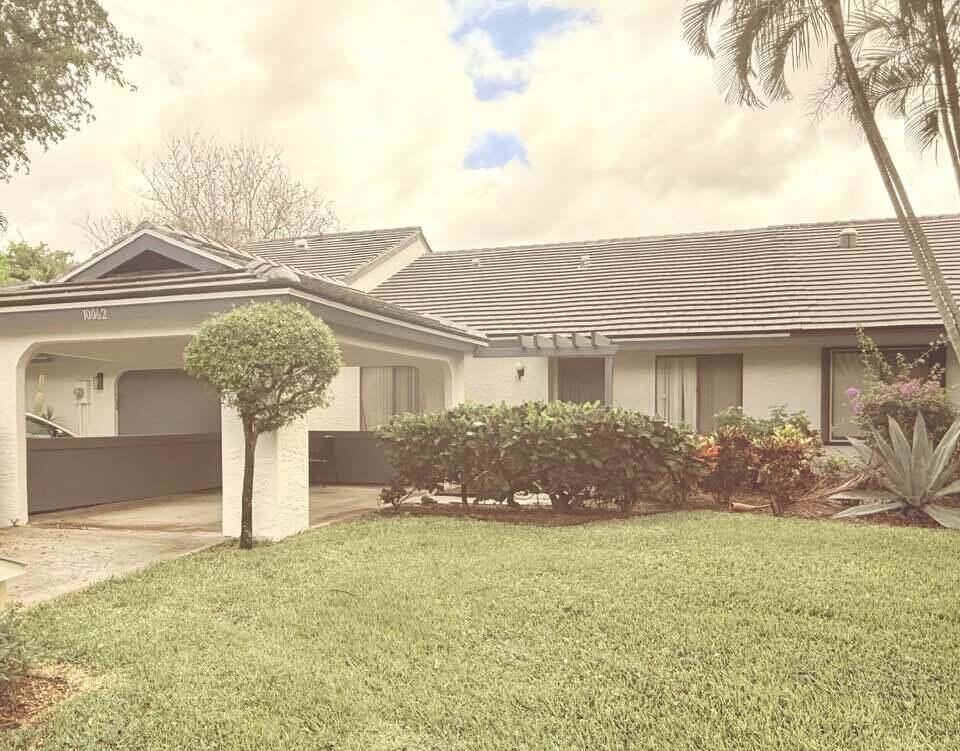 10062 Hickorywood Place, Boynton Beach FL 33437 photo 2
