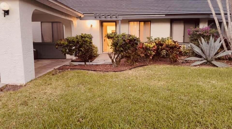 10062 Hickorywood Place, Boynton Beach FL 33437 photo 4