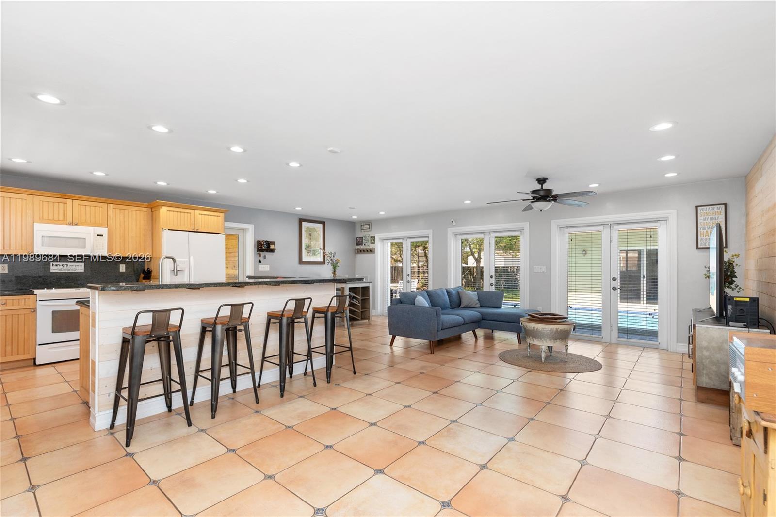 8535 SW 186th St, Cutler Bay FL 33157