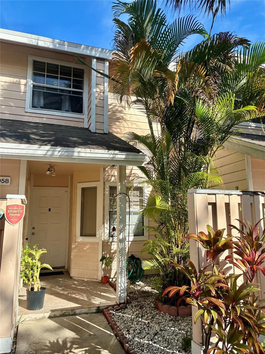 2058 Champions Way # 2058, North Lauderdale FL 33068