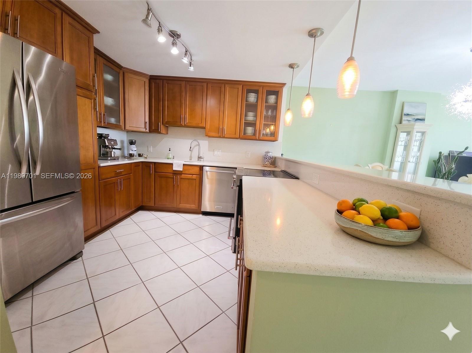 2851 NE 183rd St # 905E, Aventura FL 33160 photo 3