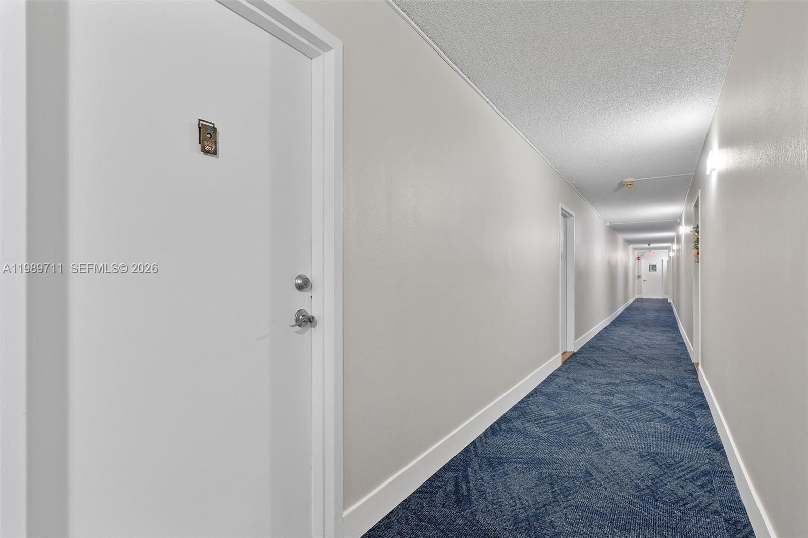 2500 NE 135th St Unit#B206, North Miami FL 33181 photo 2