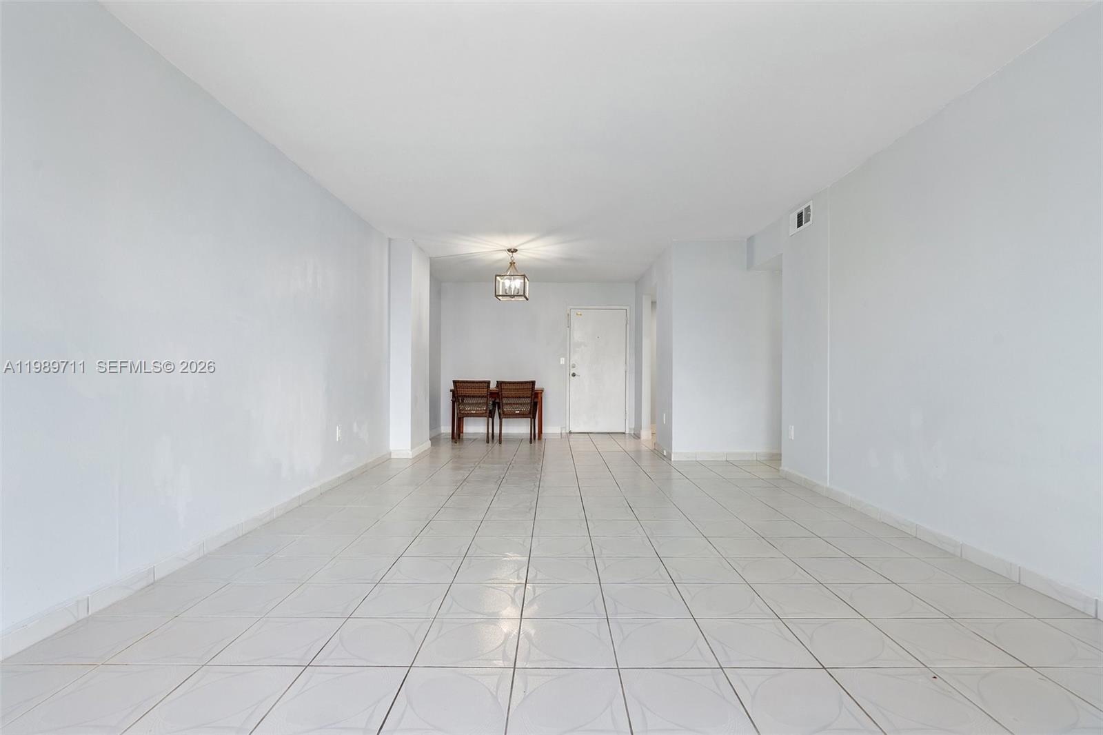2500 NE 135th St Unit#B206, North Miami FL 33181 photo 4