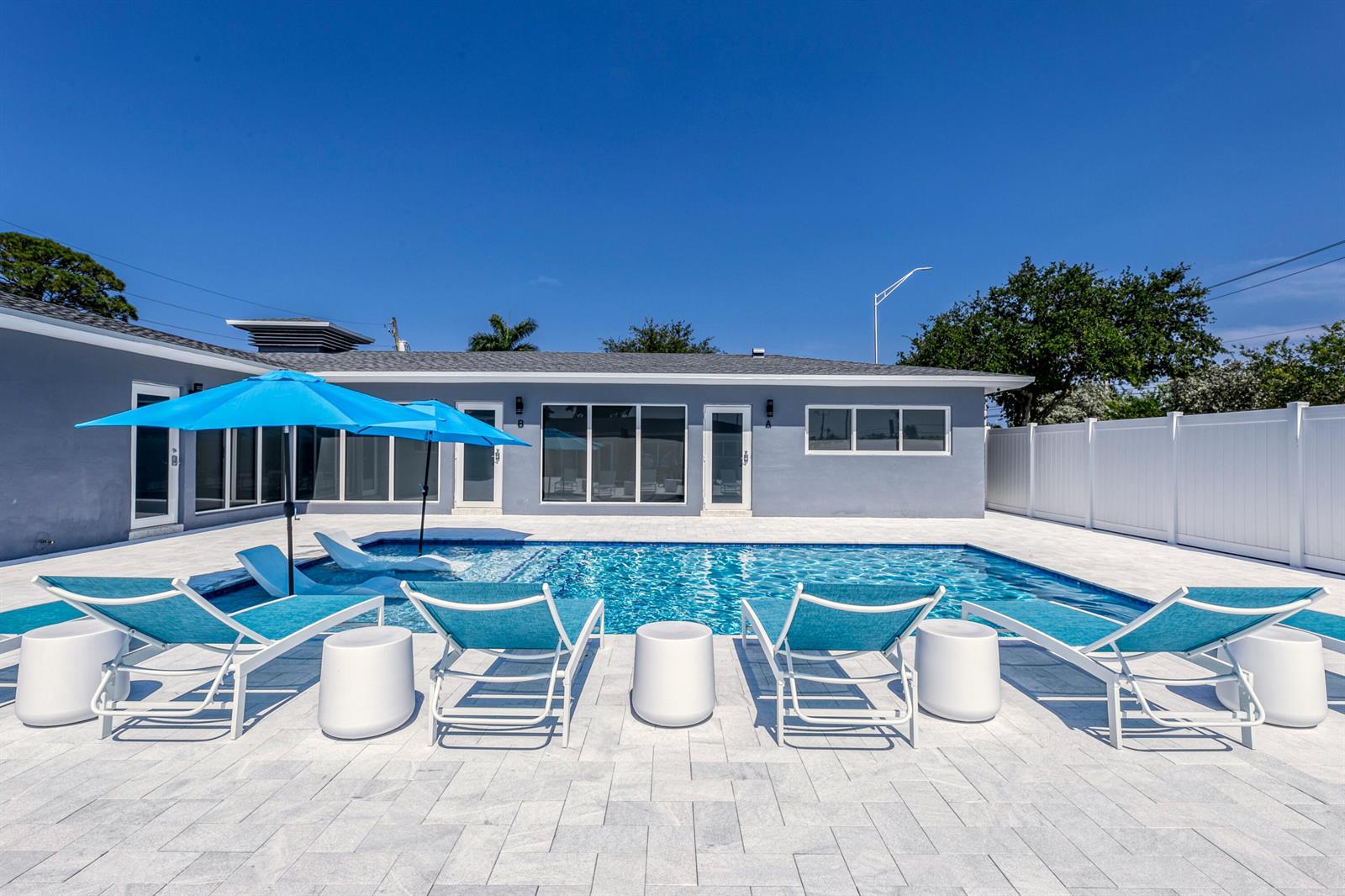 2009 NE 26th Street, Wilton Manors FL 33305 photo 5
