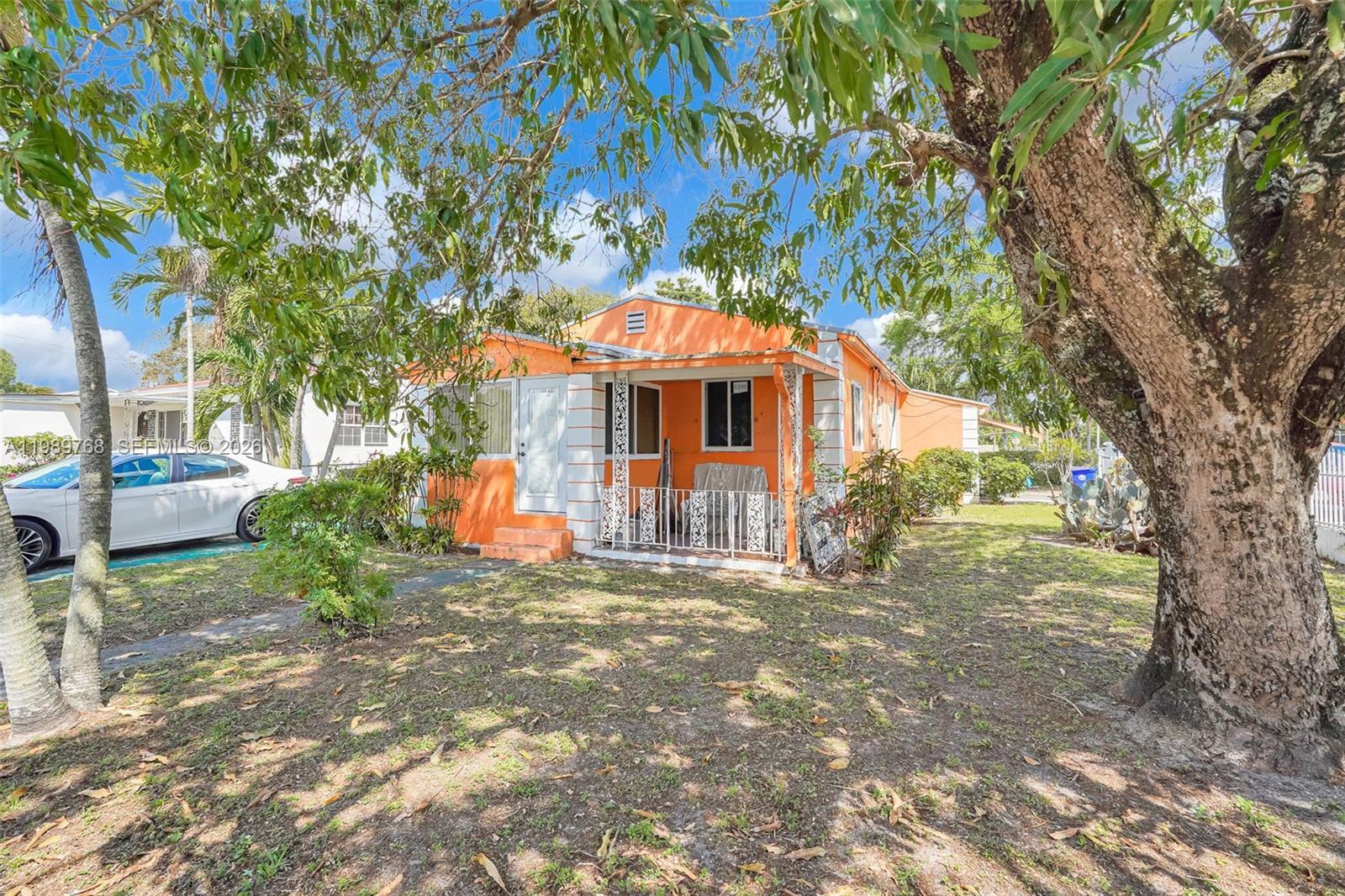 1451 NW 43rd St, Miami FL 33142 photo 2