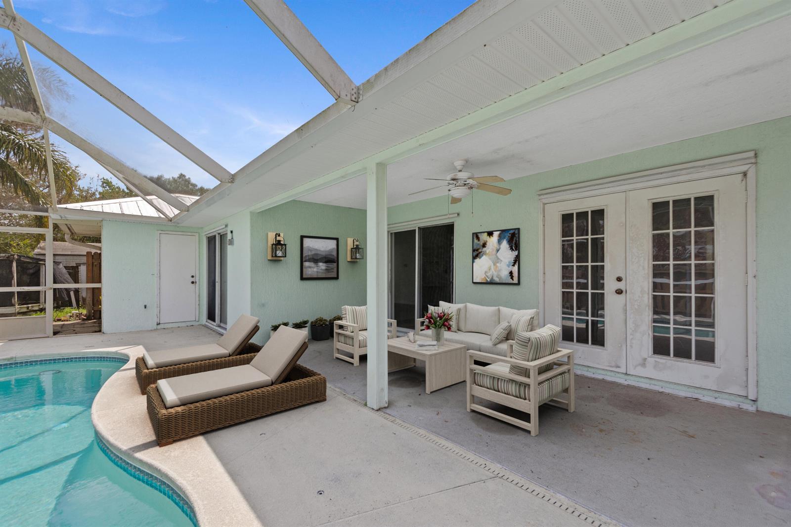9084 102nd Avenue, Vero Beach FL 32967 photo 2