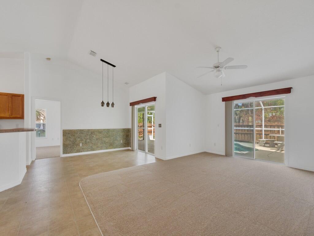 9084 102nd Avenue, Vero Beach FL 32967 photo 4