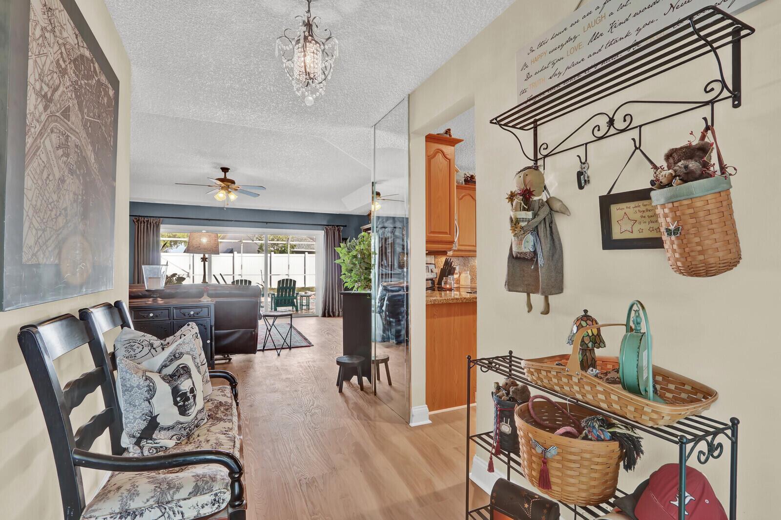 8781 Sand Lake Court, Lake Worth FL 33467 photo 4